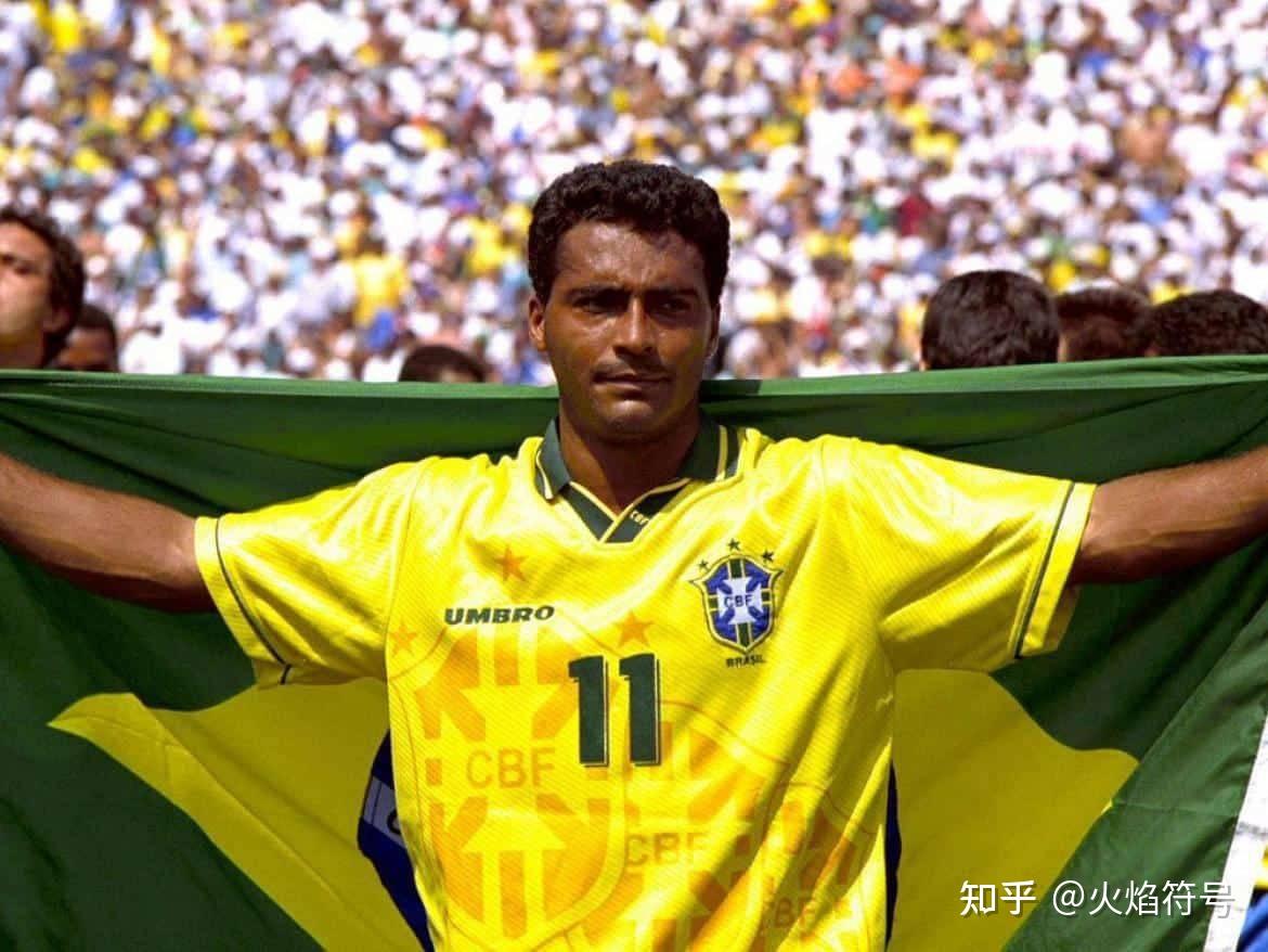 都说巴西足球强那巴西史上有哪些伟大的传奇巨星
