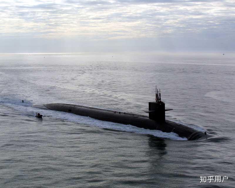 用现代核潜艇能不能击沉海底两万里中的鹦鹉螺号