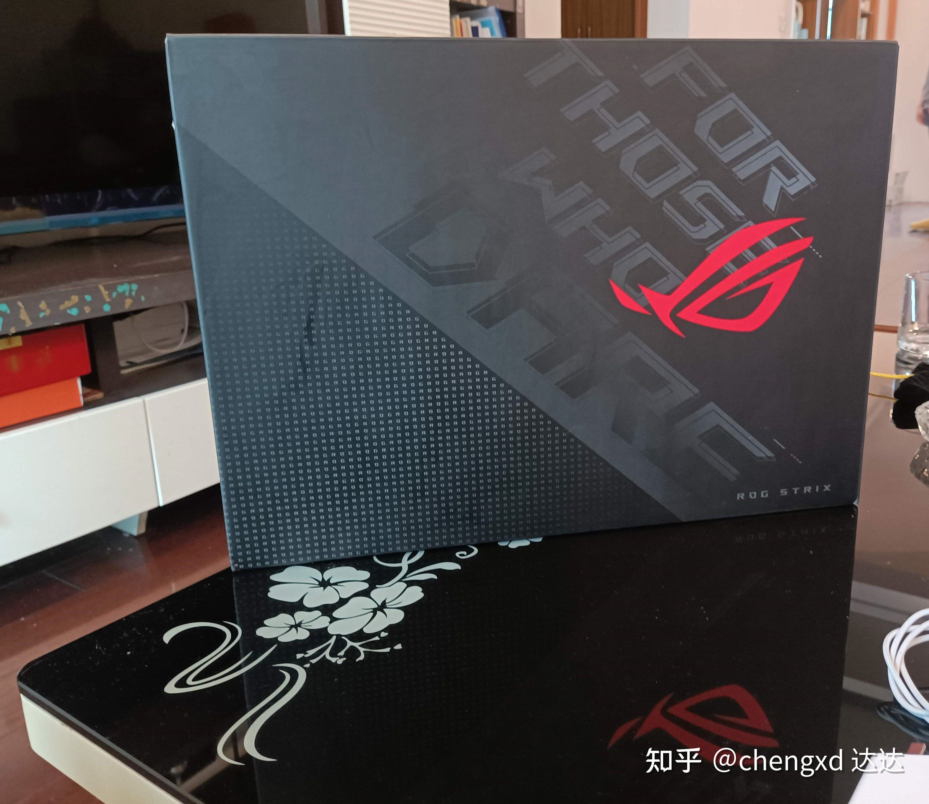 100%srgb高色域1t固态,承诺为tlc颗粒rtx 3070显卡115w 1516g内存