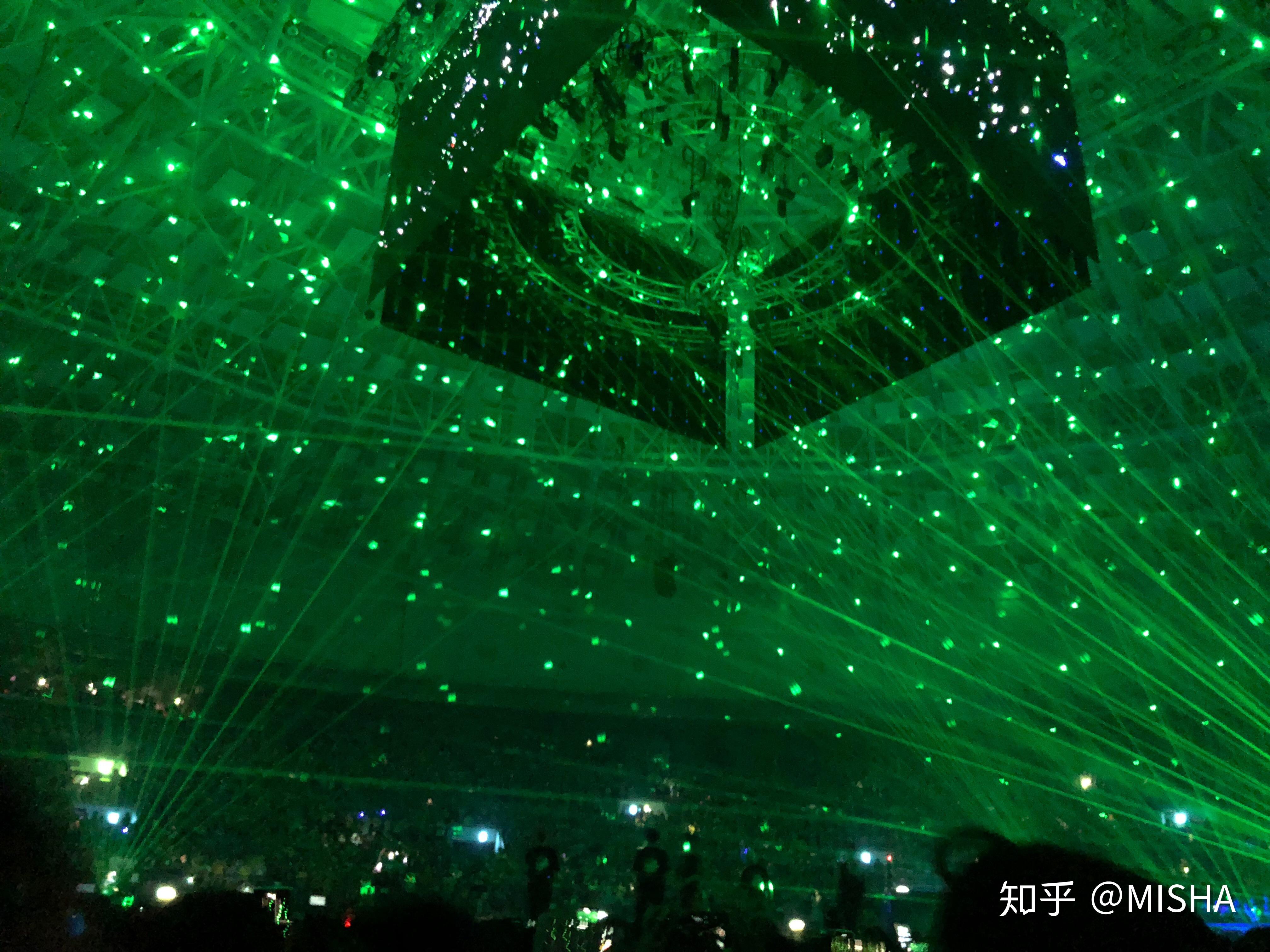 什么是应援棒 v2-ac156683ee87c56615b5a94ceef015dd_r.jpg