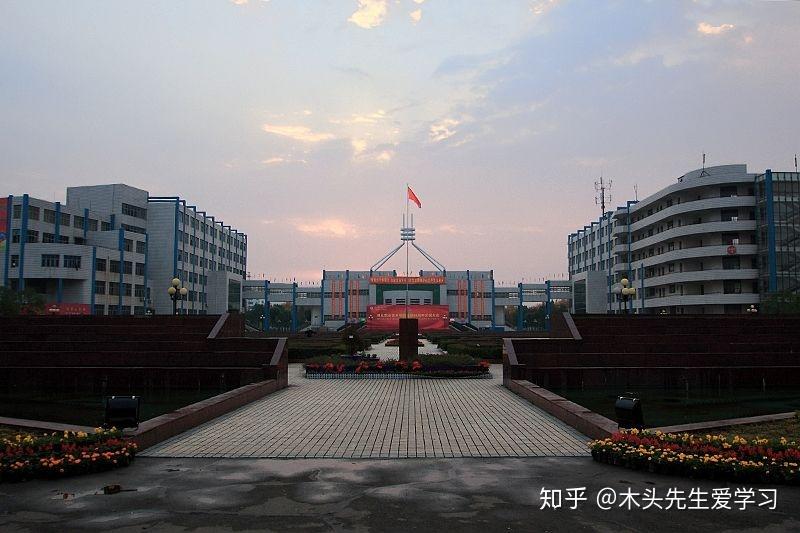 院校介绍湖北职业技术学院