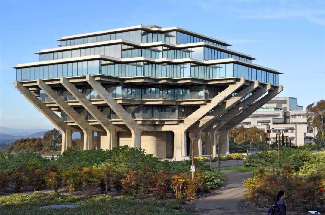 【每期一校】加州大学圣迭戈分校:海景度假村般的美国顶尖研究型大学