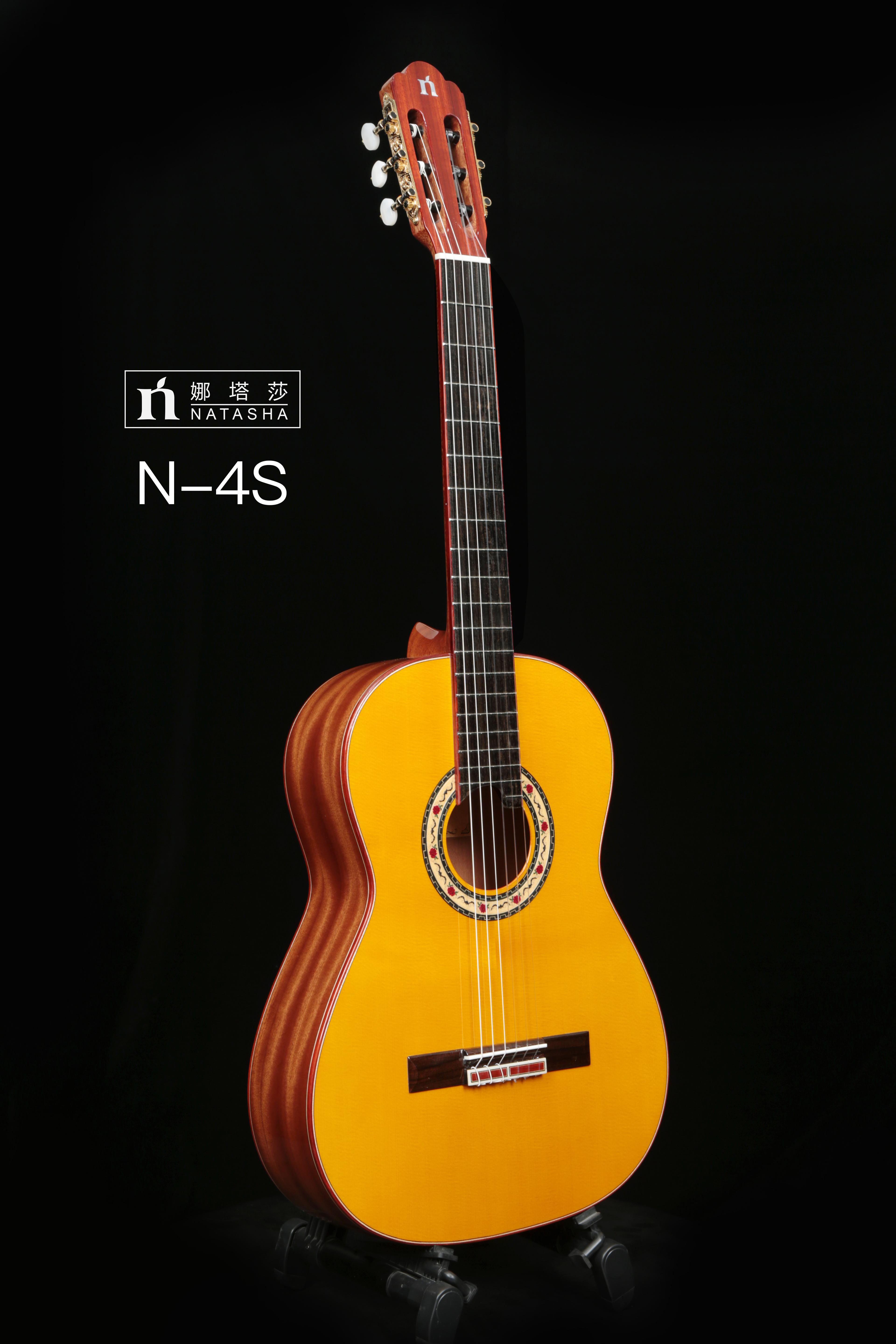 已认证账号娜塔莎吉他