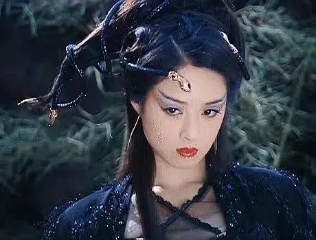 41岁蒋欣爆瘦后近照曝光,美翻全网:不敢相信我的眼睛!