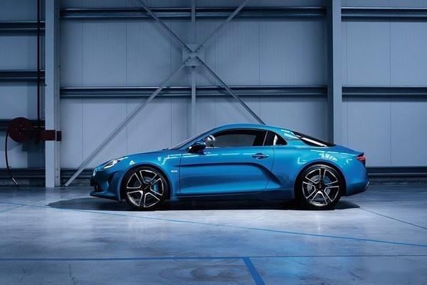 新款alpine a110预告图 将于今日发布