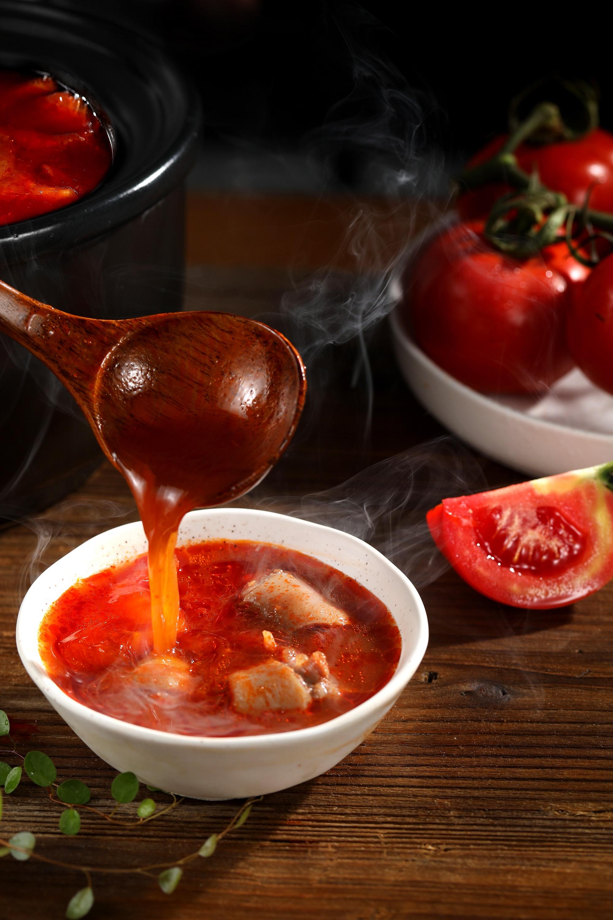 夏日炎炎有你真甜汤诗爷番茄牛尾汤清爽上线