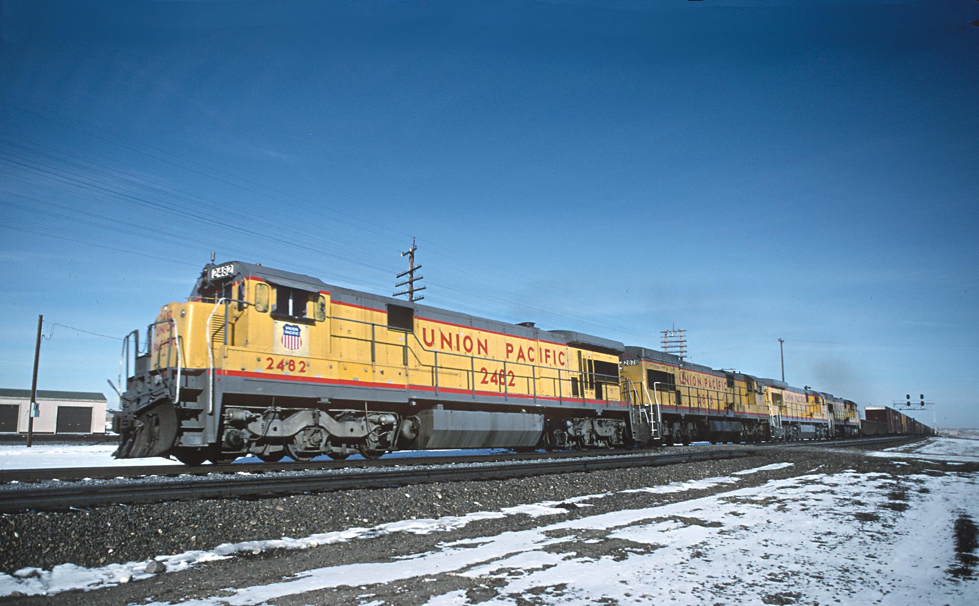 爱沙尼亚铁路的两款大老美c307型内燃机车和c367型内燃机车