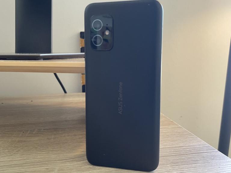 华硕zenfone8评测