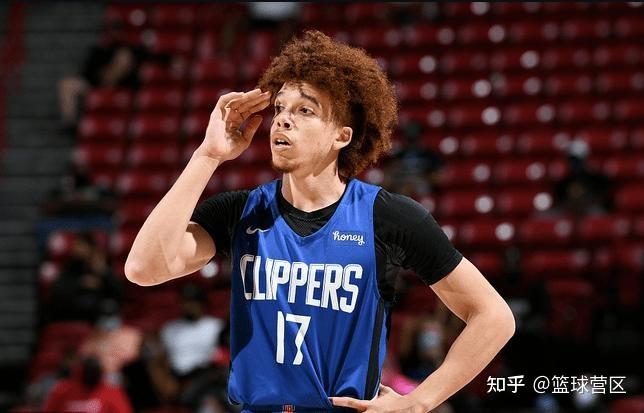 普雷斯顿是俄亥俄大学 7 月 nba 选秀中的第 33 顺位新秀.