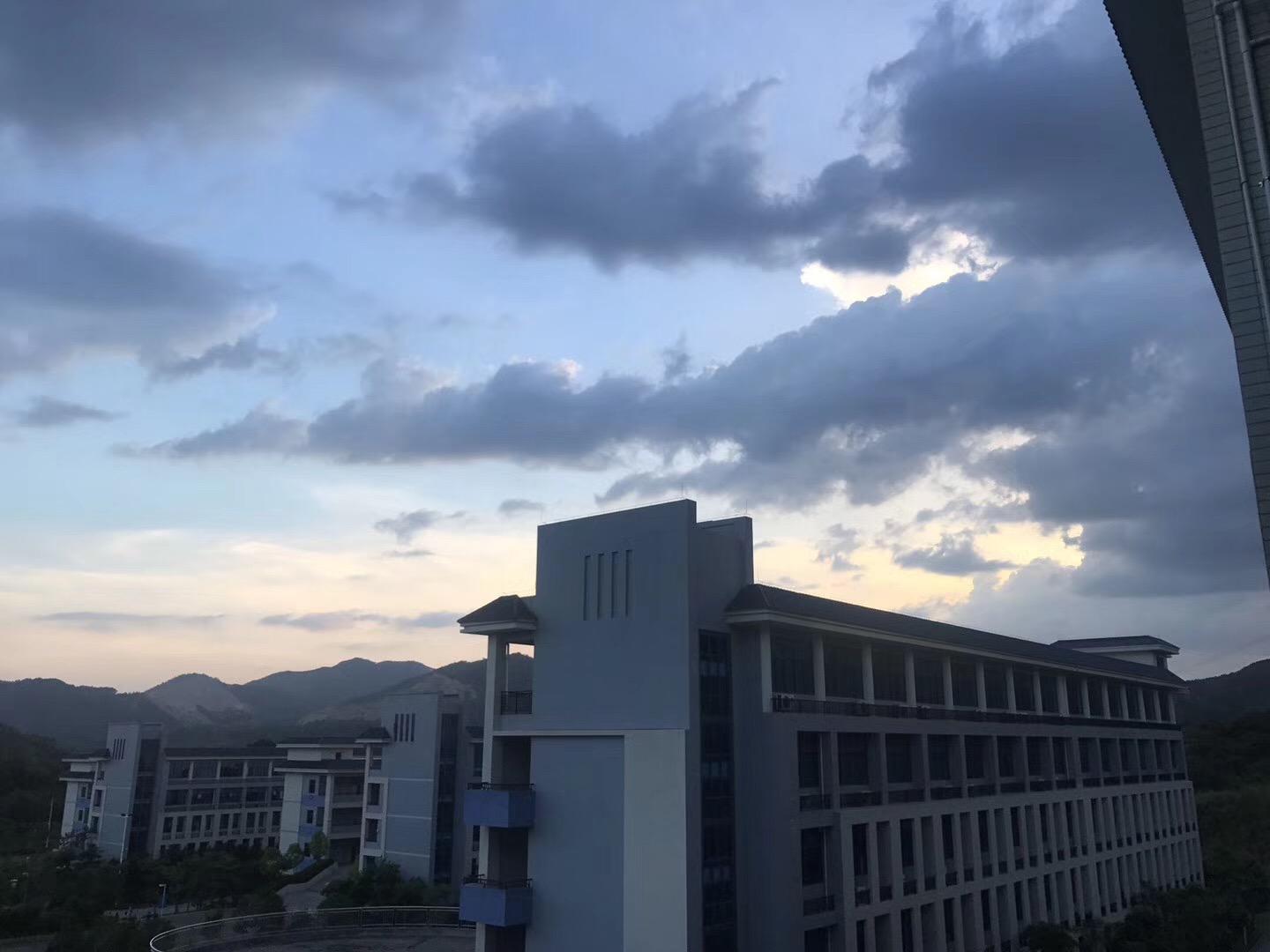 在惠州城市职业学院上学是什么样的体验?