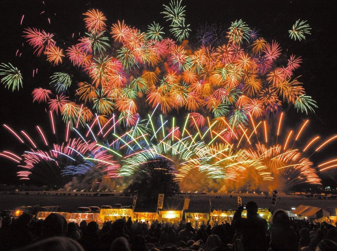 最浪漫也最致命日本人都爱的烟花大会背后却是在玩命的男人