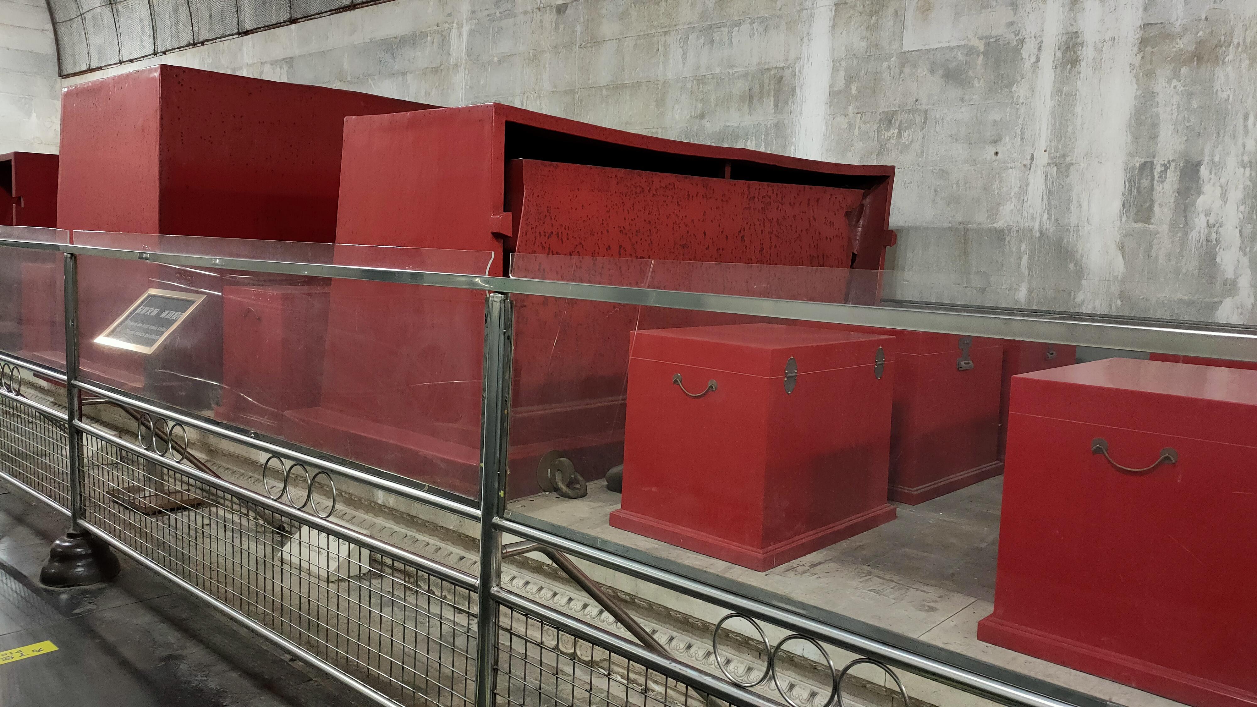 实探北京十三陵定陵地宫,揭秘传说中的皇后诈尸,真的很邪门?-十三陵定陵语音讲解