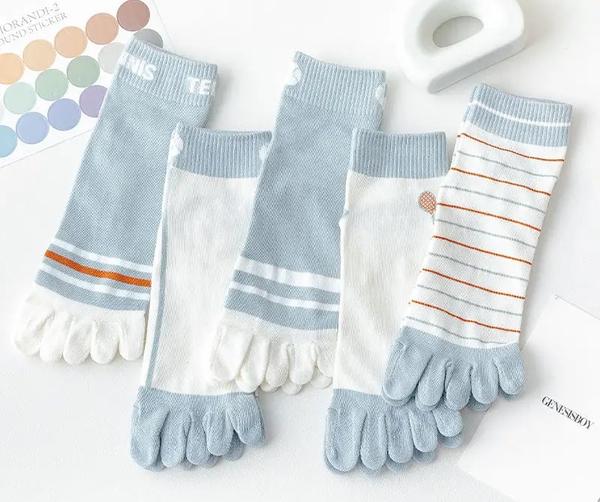 穿乳胶五指袜是什么感觉?