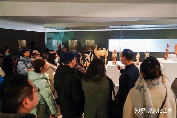 文明的融合駝鈴聲響絲綢之路藝術大展在北京民生現代美術館開幕