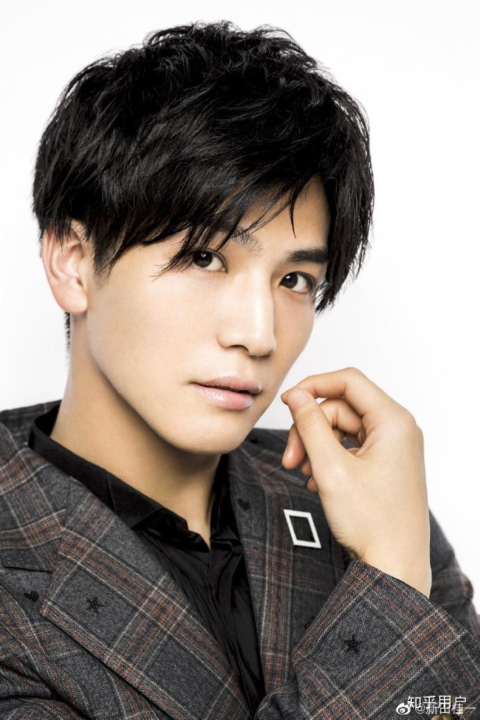 岩田刚典是一个怎么样的人