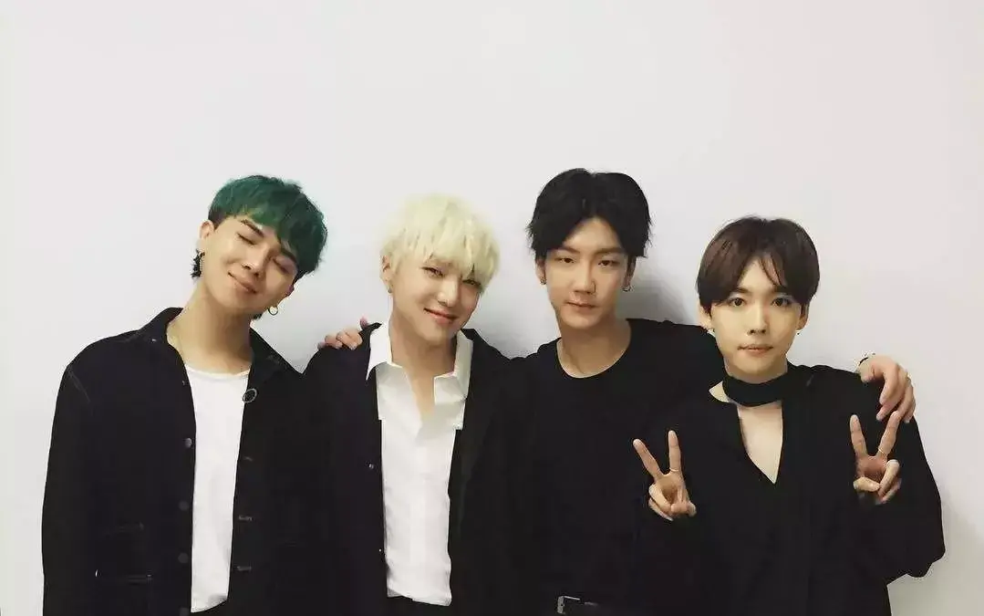 superstar是哪年出的 v2-aeeaa15c5d36e8ff821284463b4efd79_r.jpg