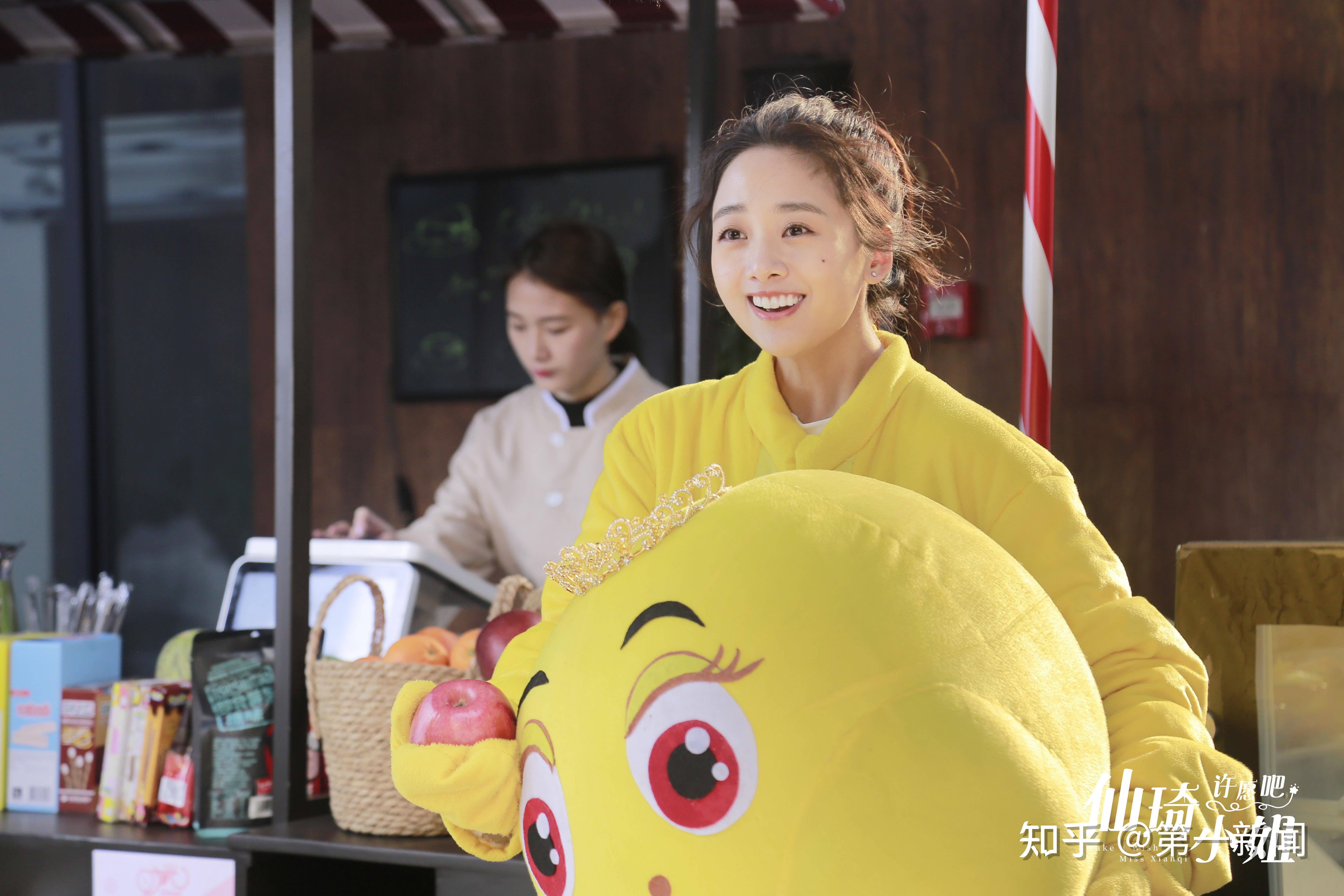 都是美好的隐喻,而剧中的"仙镯"也代表着人们对美好幸福生活的向往,是