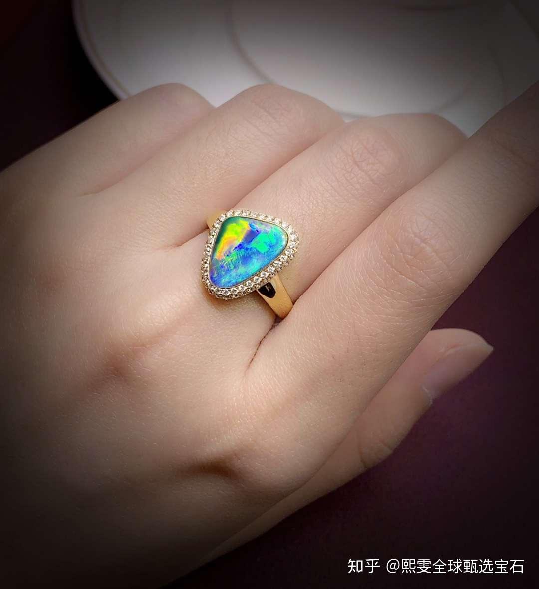 高颜值宝石——欧泊:我能变彩,你能吗? - 知乎