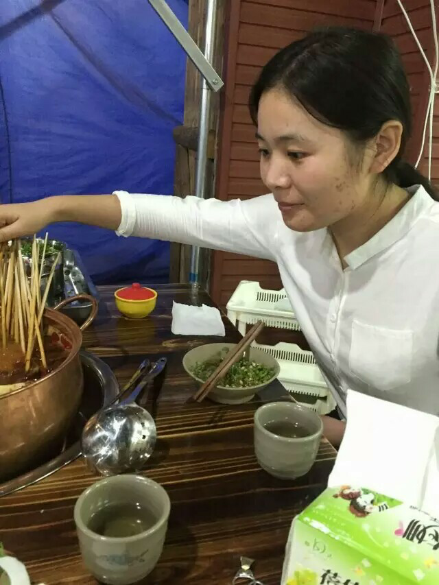 怎么消除脸上痘痘和挤完痘痘留下的斑? - 陈真