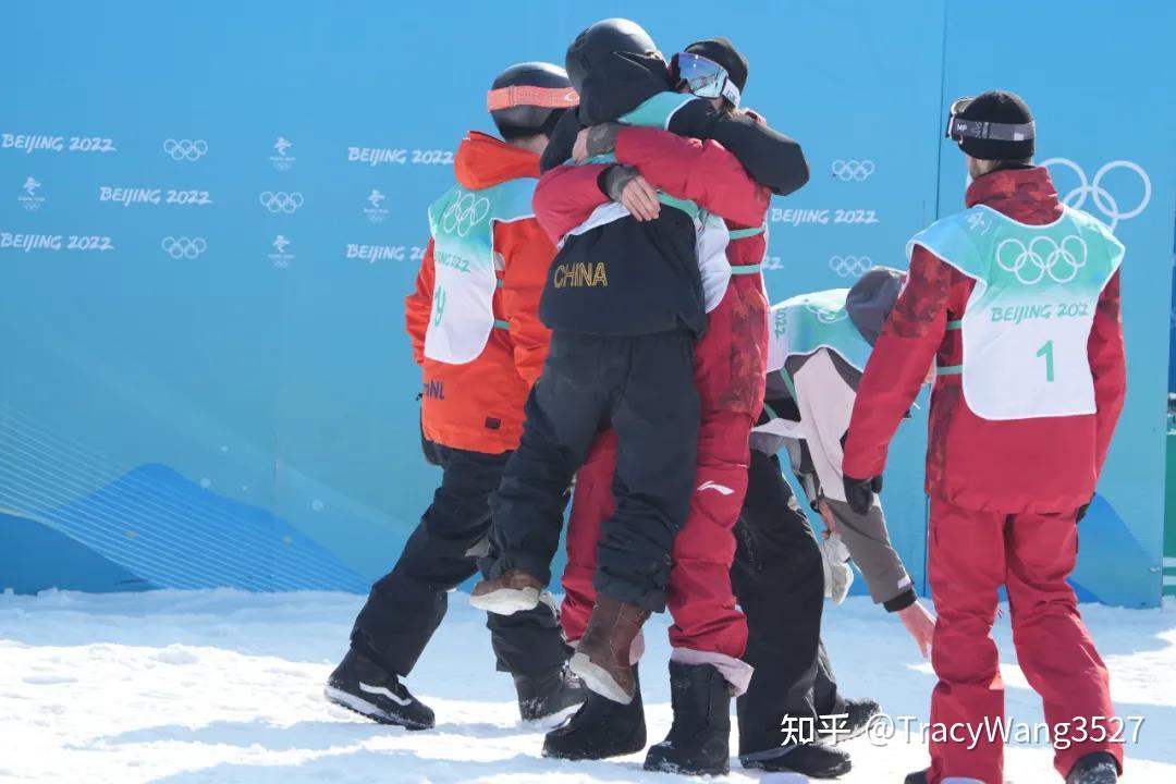 北京冬奧會的4個瞬間讓人淚目