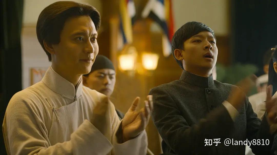 于和伟、张桐、侯京健、马少骅、朱刚日尧、张晚意、曹磊、夏德俊等主演的《觉醒年代》剧照 - 知乎