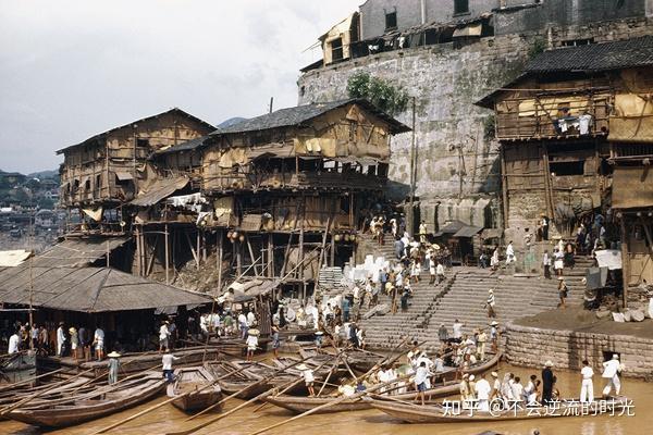 火锅成都重庆老街背景图_火锅成都重庆哪里好吃_重庆的成都火锅