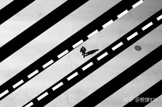 六,对角线构图法