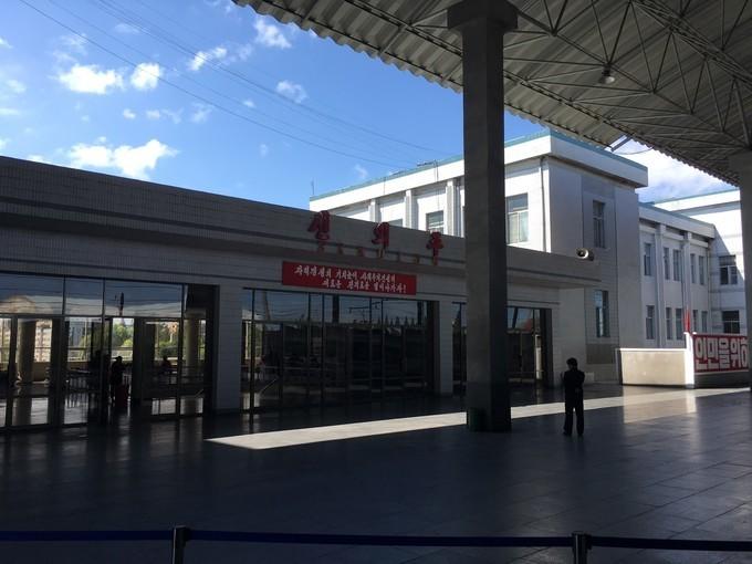 北朝鲜的四天三夜:穿越时间的地平线,告别异乡的“陌路人”