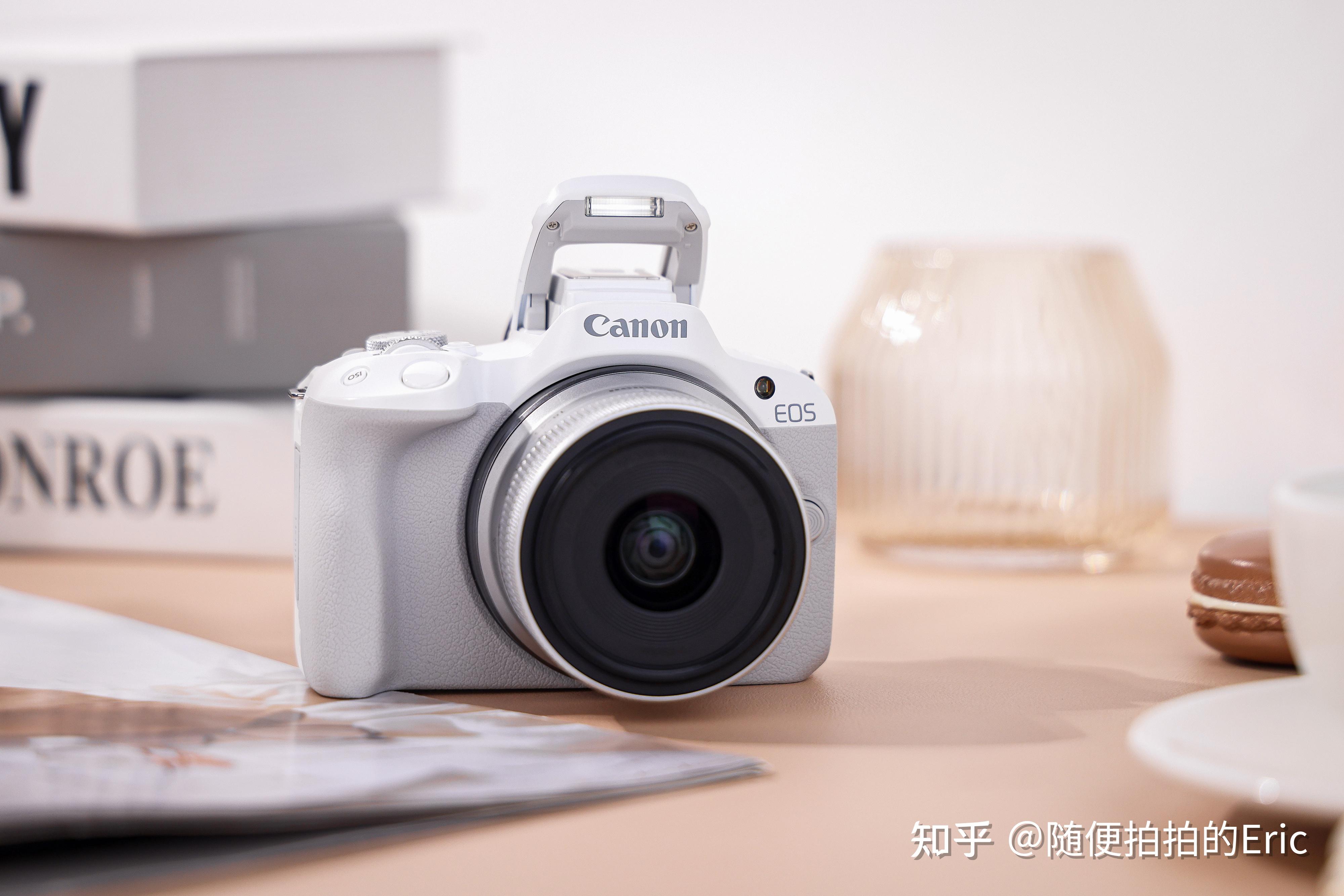 eos r系统中最迷你的微单相机 女性用户首选