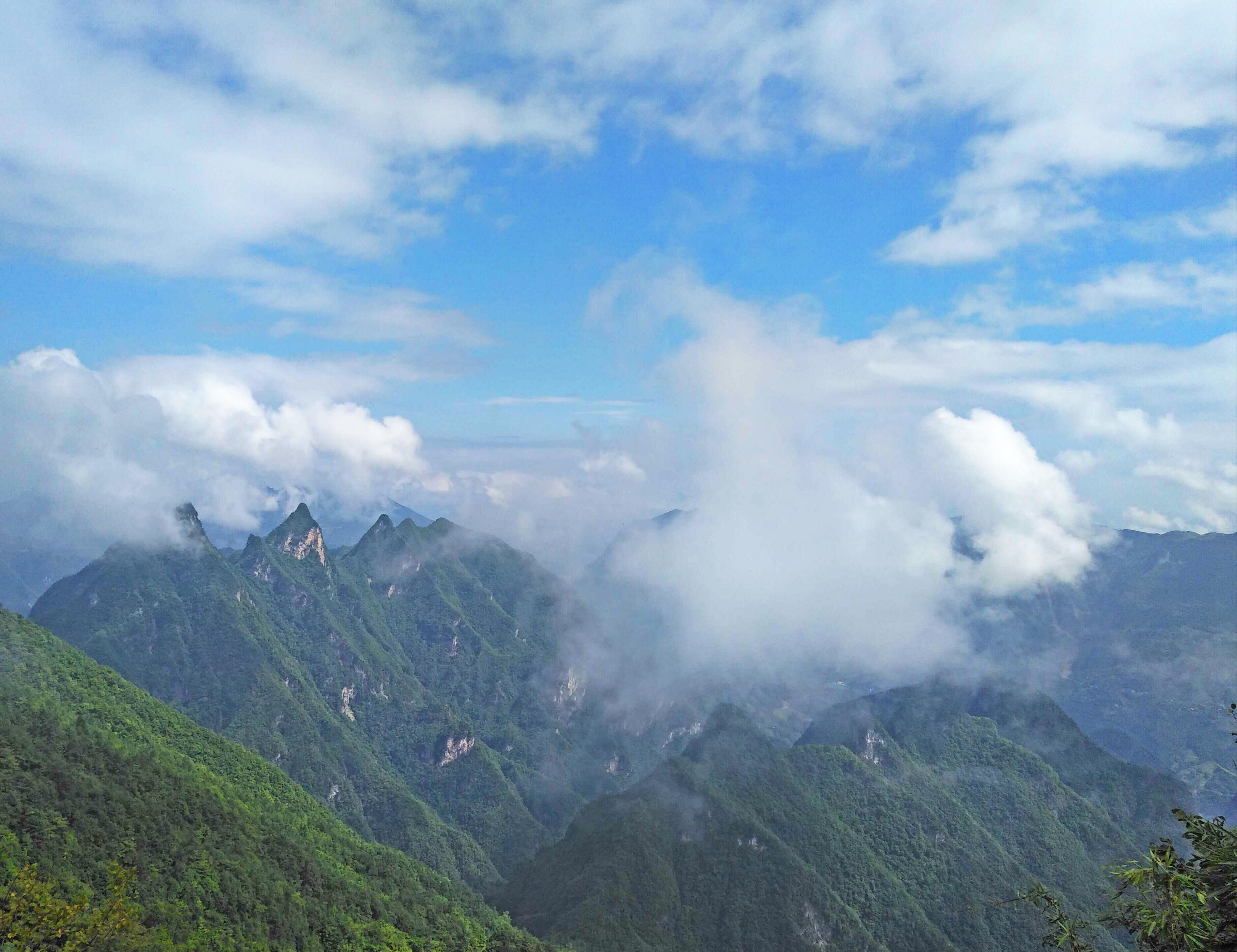 城口九重山打造动静相宜四季皆游的立体山水休闲旅游区