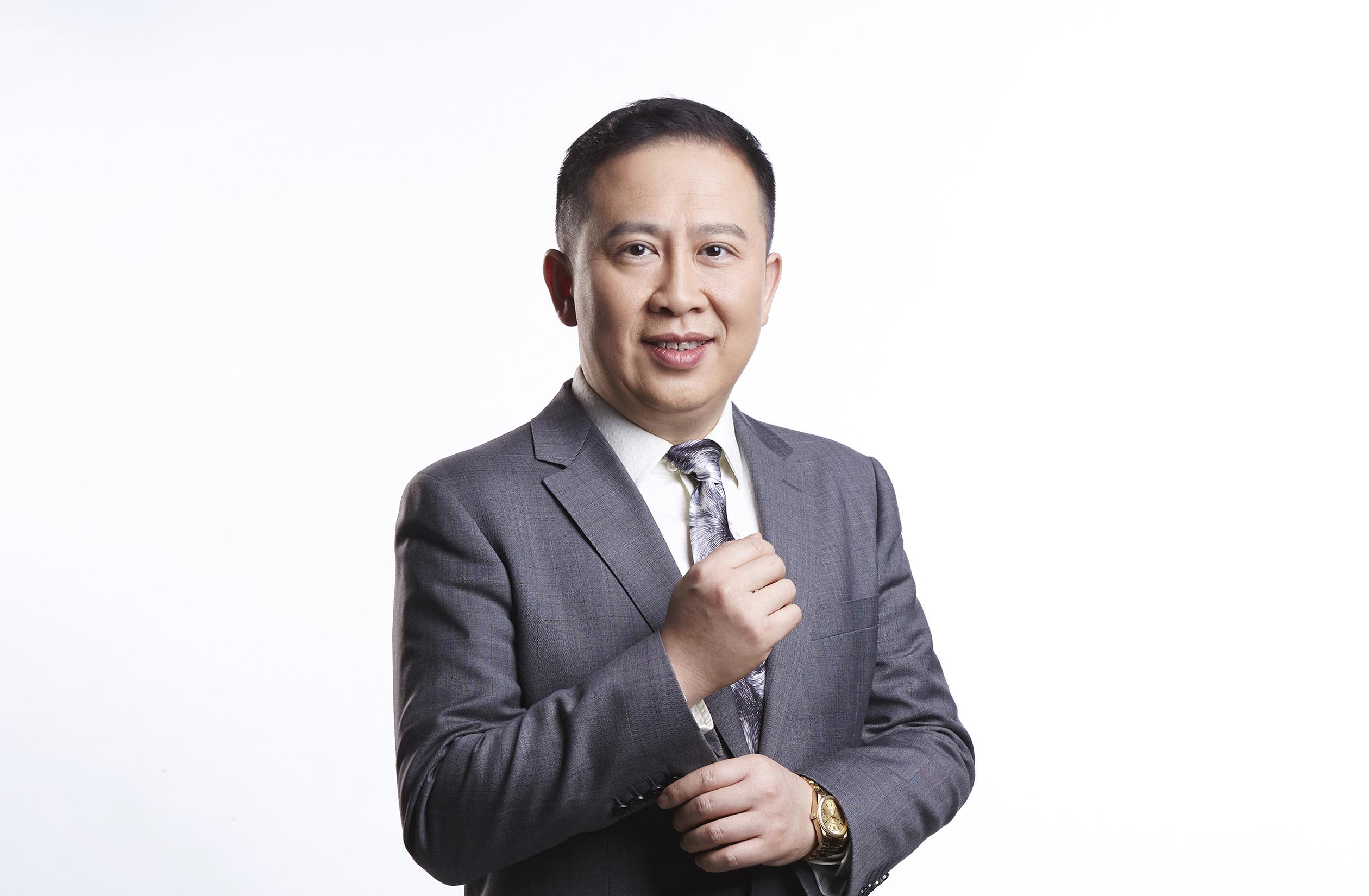 高晖云若坚持面向光明则必将抛却暗影厚大法考