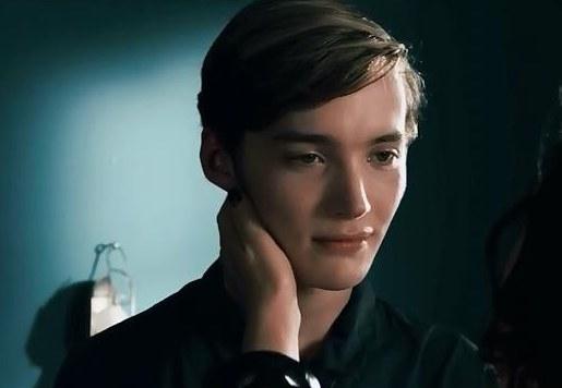 美国电影剧情/爱情/奇幻/歌舞hp主演:托比·瑞格波——《哈利波特》阿