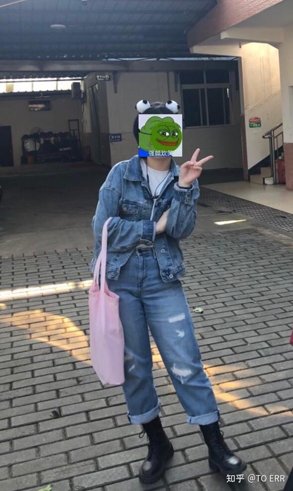 158,110斤的女生,屁股大,腿粗,怎么穿衣服不会现胖,而且遮丑?