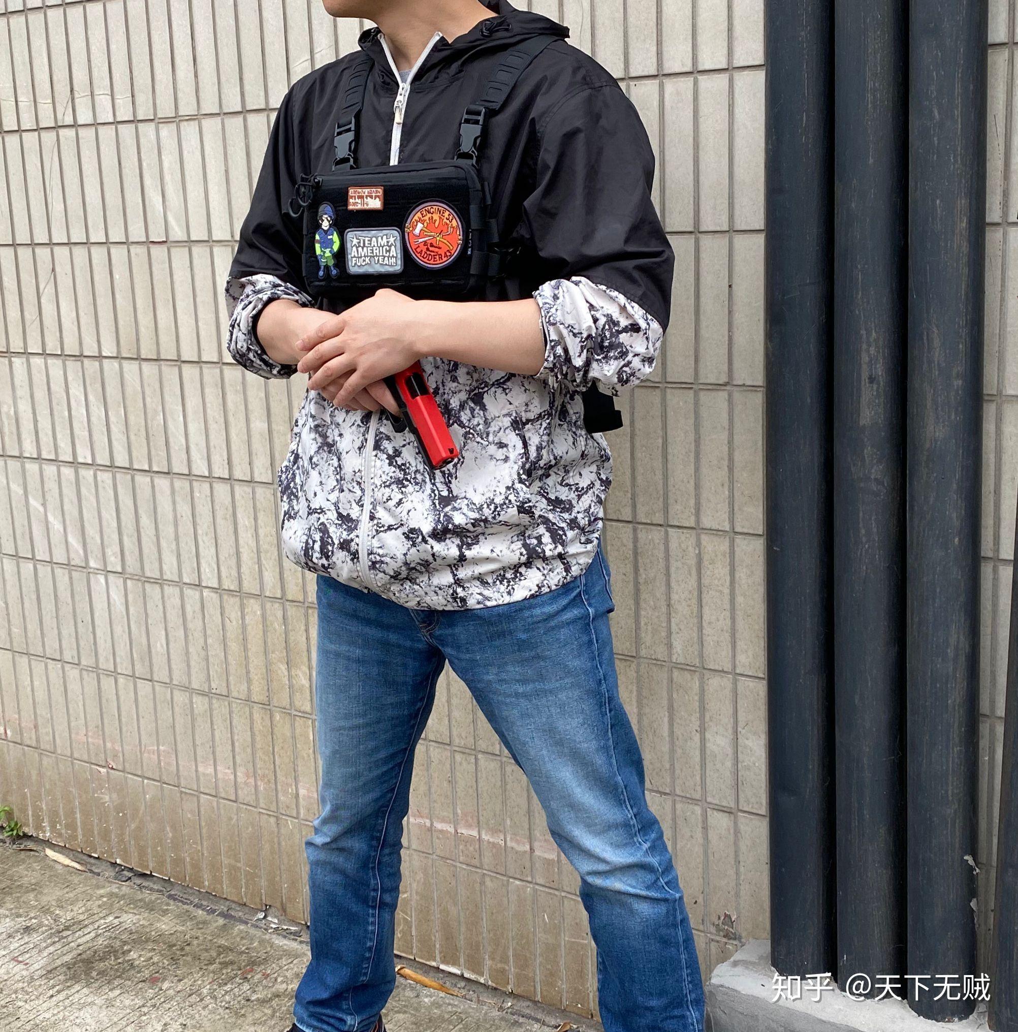 军迷玩家测评-战斗猴多功能百变机动胸包 - 知乎