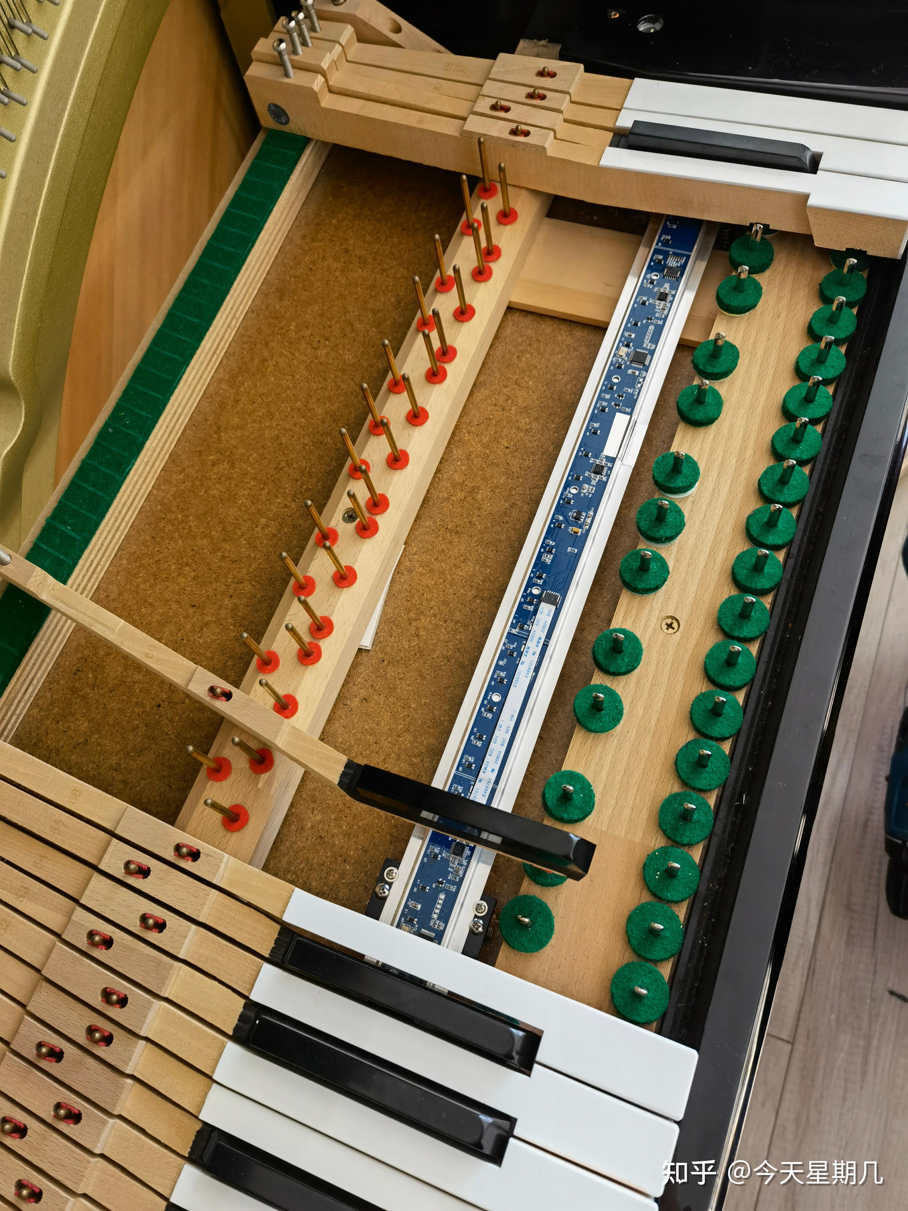 钢琴静音系统的核心技术是什么