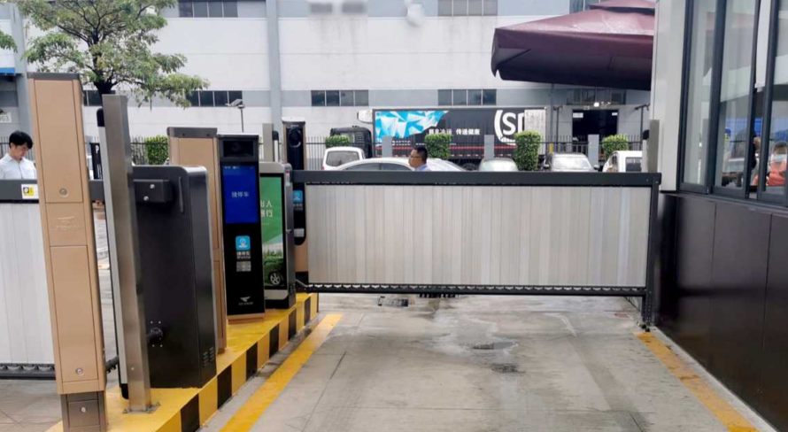 车牌识别 信息化管控,打造停车便捷通行体验