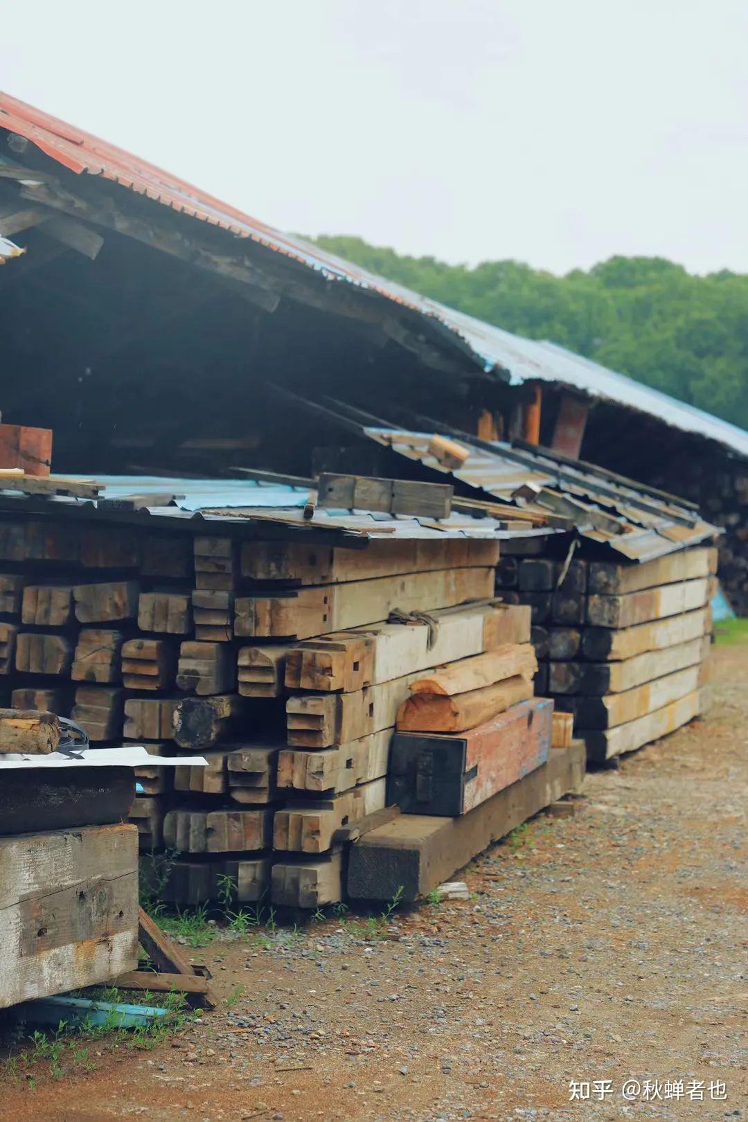 逛横泾旧木市场,姑苏的人,恋旧物