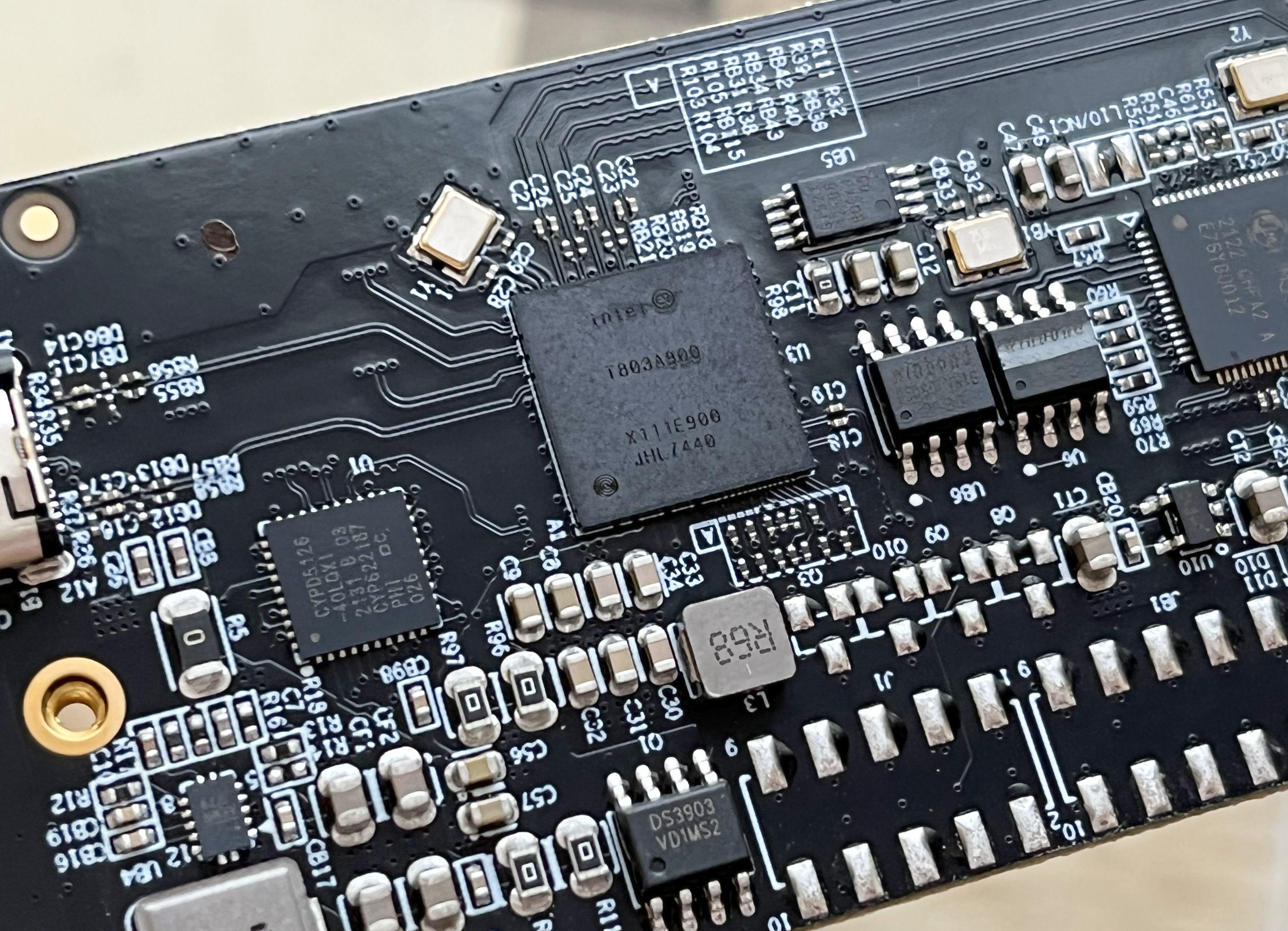 极速存储双芯主控绿联usb40nvmessd硬盘盒双平台测速分享