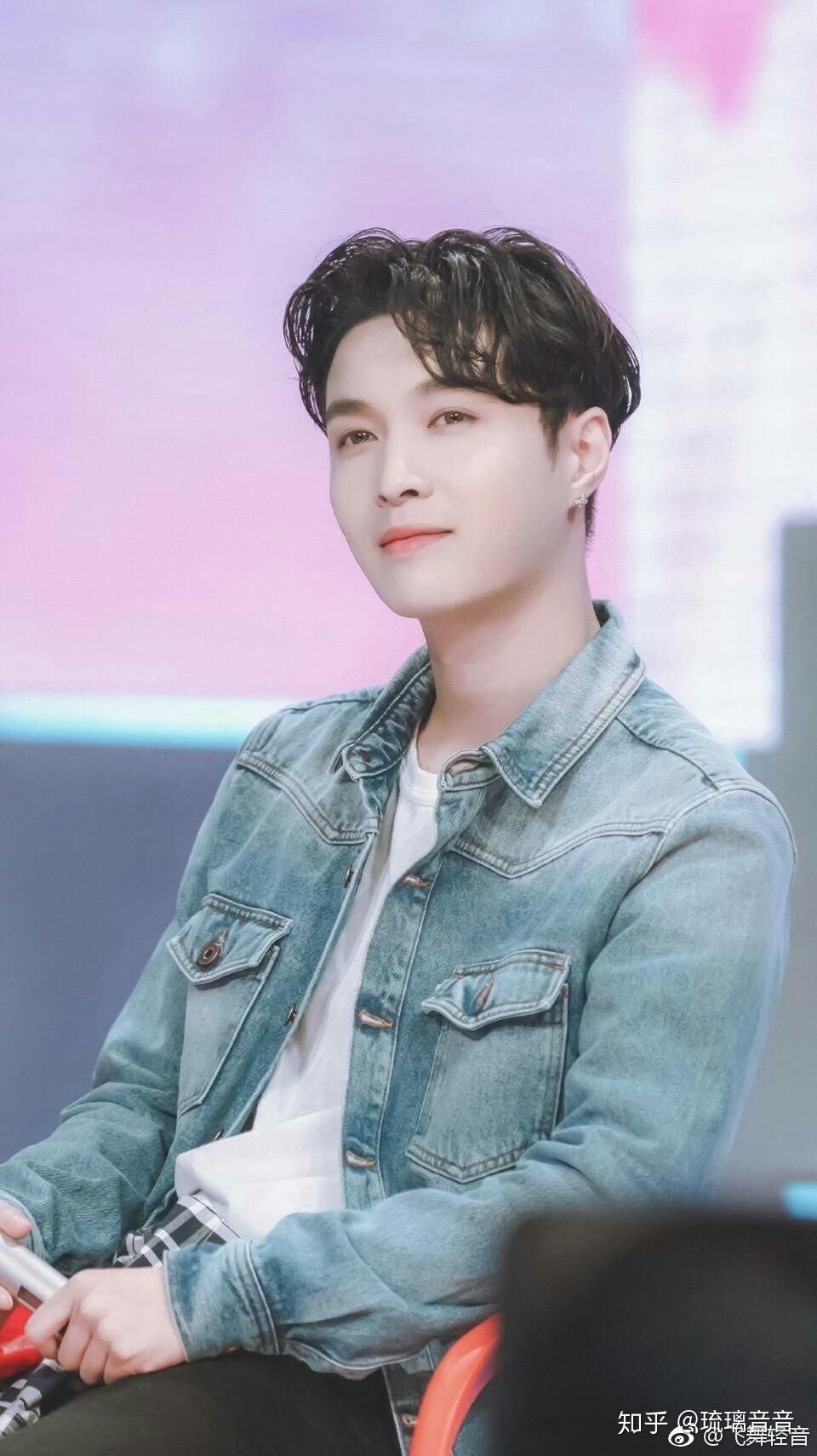 张艺兴有哪些让人惊艳的生图? - 知乎