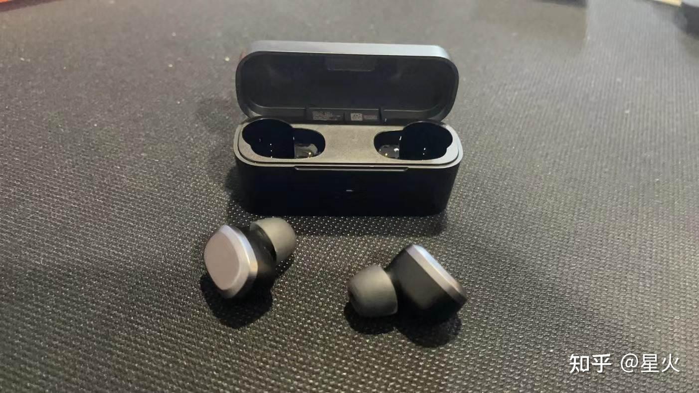 蓝牙耳机推荐fiilcg蓝牙耳机评测fiilt1lite蓝牙耳机评测fill蓝牙耳机