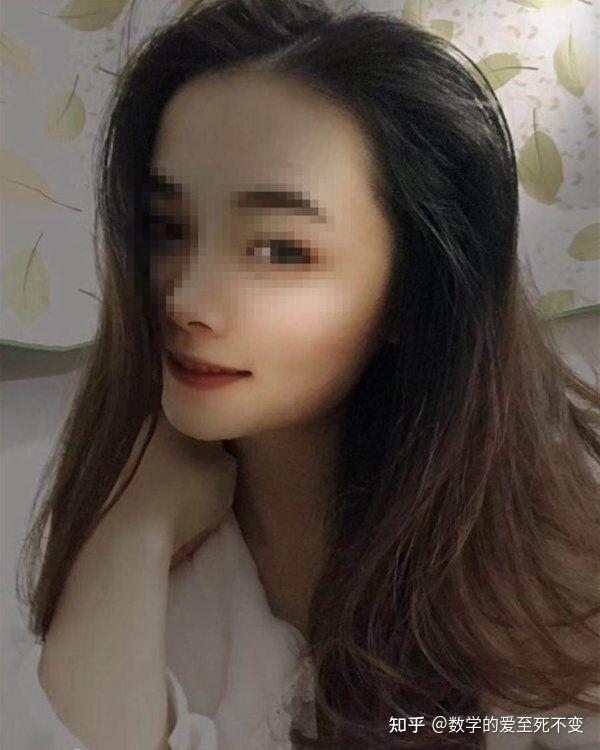 2019年6月开始,护士李凤萍开始沉迷于网络赌博,李凤萍一共在网络赌博