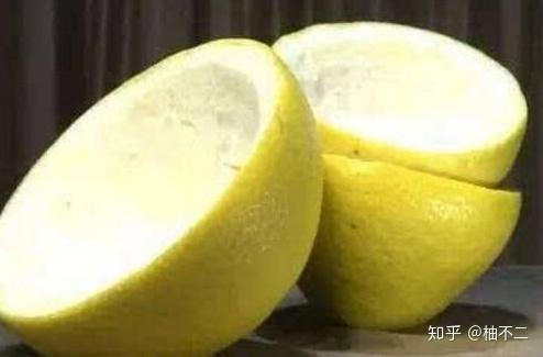 柚子皮泡水喝有什么功效 能减肥吗 不能和什么一起吃 知乎