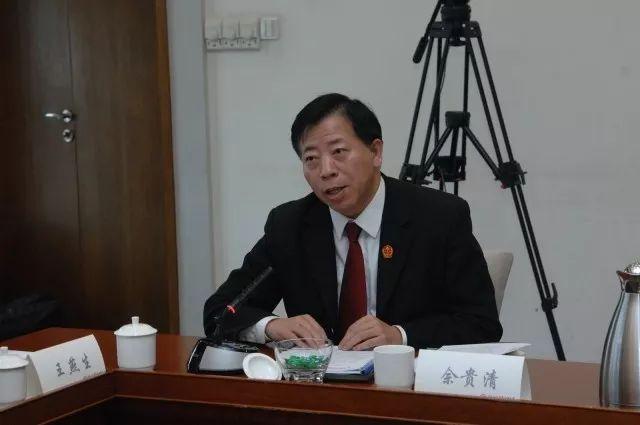 北京法院举办首届审判业务专家暨信息技术专家研讨会