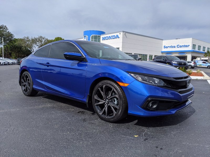 本田思域双门版很有运动感的轿跑回头率高真香