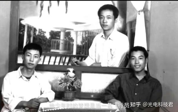 歼-20总师杨伟:三次差1分面临抉择,梦想未来战机由中国来制定标准 - 知乎