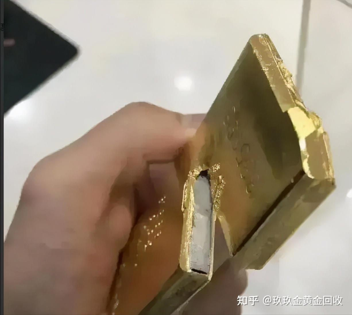 家里面有黄金金条的老板一定要看你家的金条很有可能是这样的