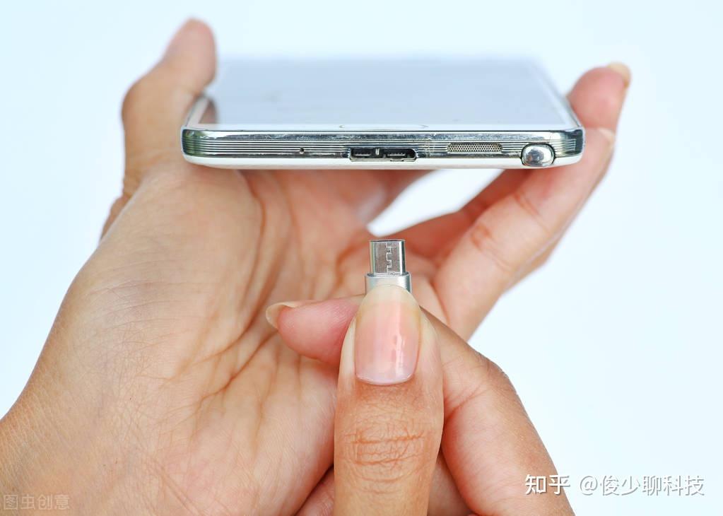 不管什么手机，充电时要牢记这4点，要不然手机会有爆炸风险 - 知乎