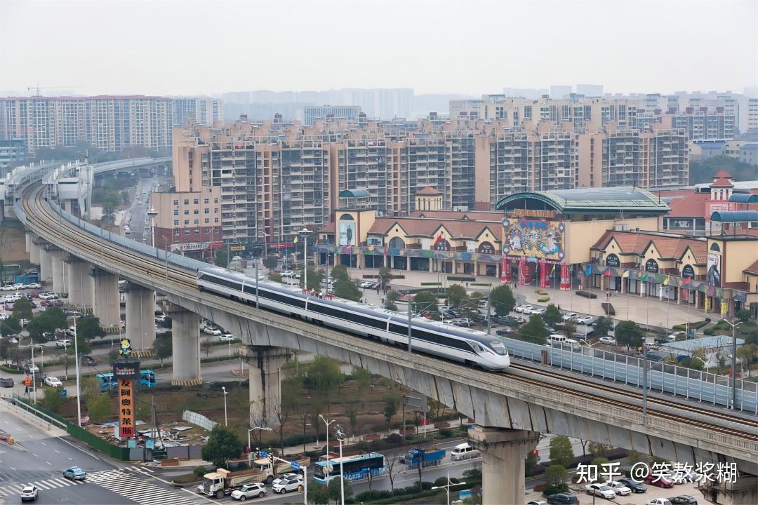 6亿,长株潭城际铁路去年仍亏损118亿