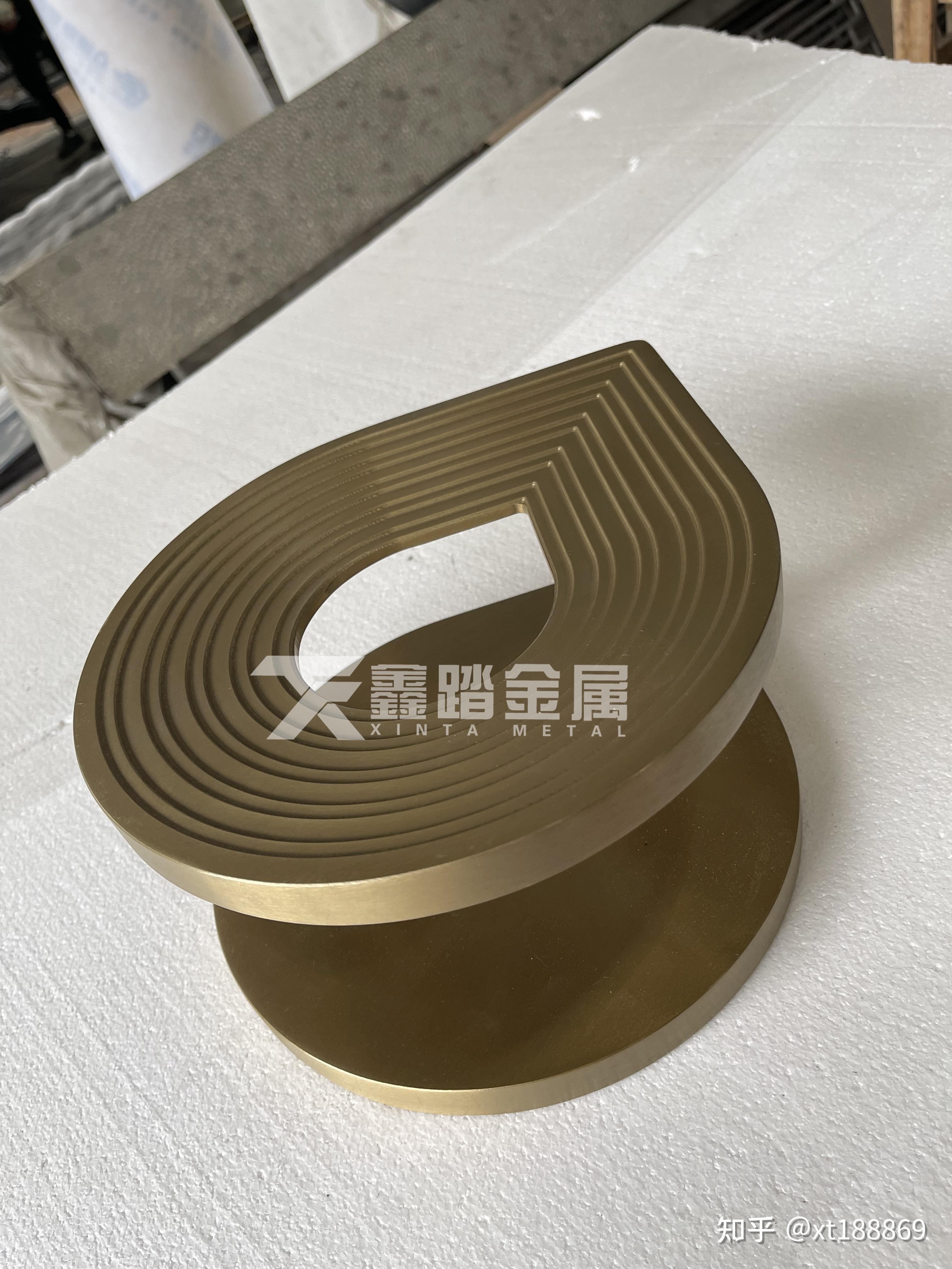 铝板雕刻水滴造型拉手 酒店推拉门金属艺术造型拉手款式图片 - 知乎