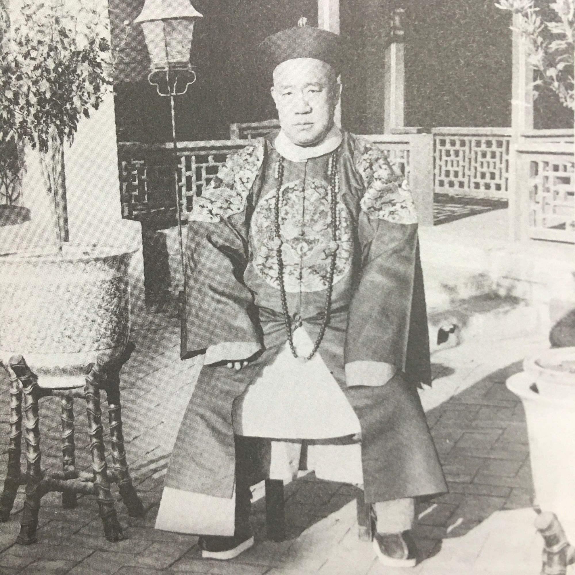 权倾朝野的摄政王载沣在清朝灭亡之后为什么就突然消失了